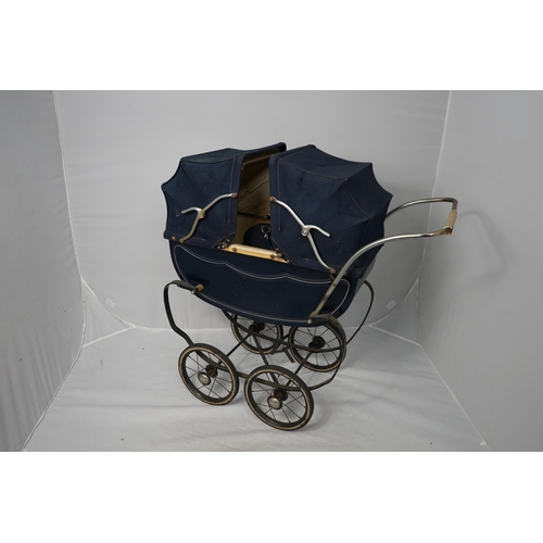 781 - Vintage Allwin Coach built Dolls Pram