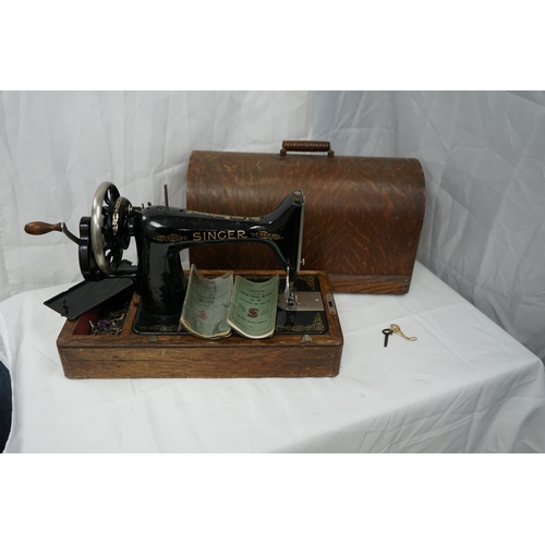 550 - Oak Cased Singer Sewing Machine