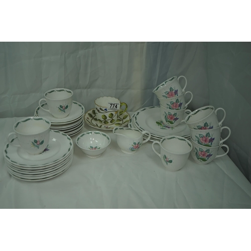 774 - Susie Cooper 1950s Tea for 9 (30pcs)