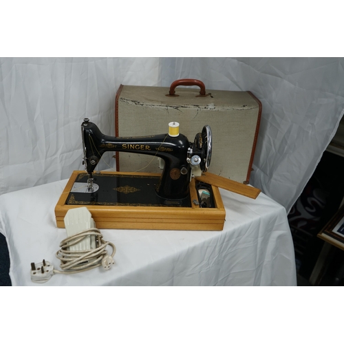 796 - Singer Sewing Machine