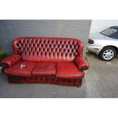 840 - Oxblood Leather 3 Seated Chesterfield Sofa (200cm Wide)