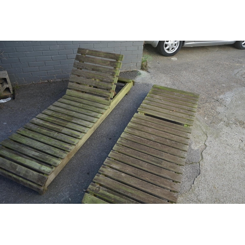 835 - Good Quality Pair of Weathered Teak Garden Lounger