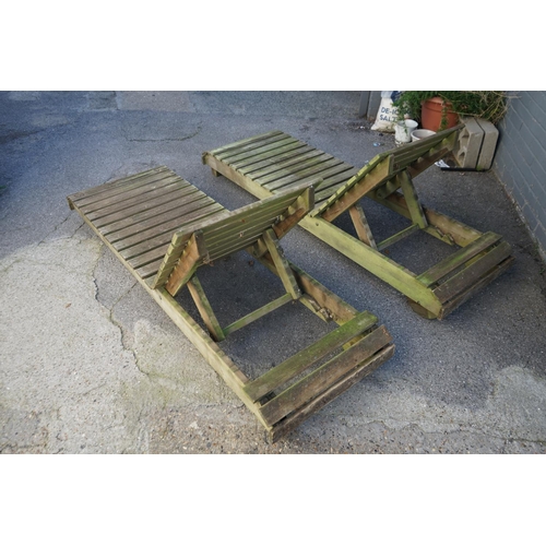 835 - Good Quality Pair of Weathered Teak Garden Lounger