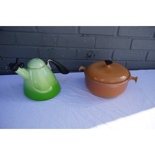 816 - Le Creuset Kettle (AF) and a Le Creuset Pot