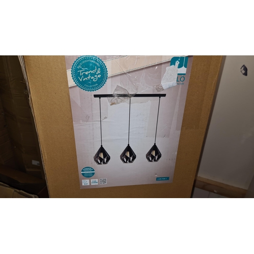 31 - Triple Carlton 1 Light Fitting (BOXED)