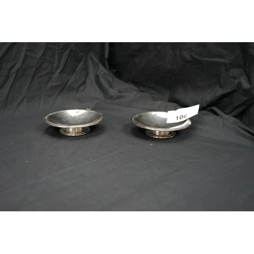 10c - Pair of Maplin and Webb Hallmarked Silver Footed Dishes (220g) 12cm Diameter