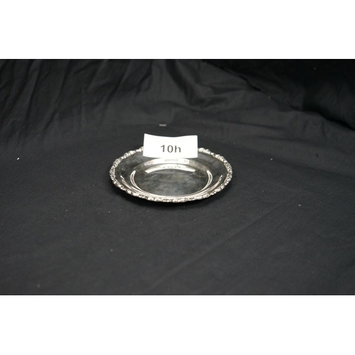 10h - Small Egyptian Silver Dish (116g) 15cm Diameter