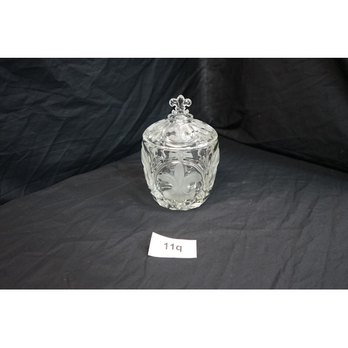 11q - Vintage Crystal Fleur-de-lis Lidded Sweet Jar