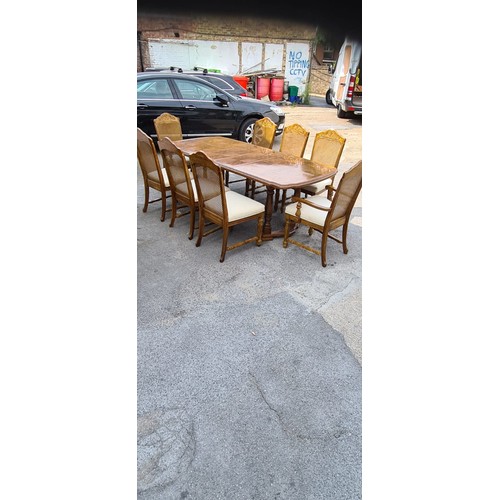 67 - A Good Quality Vintage French Style Dining Table with 8 Bergere Chairs