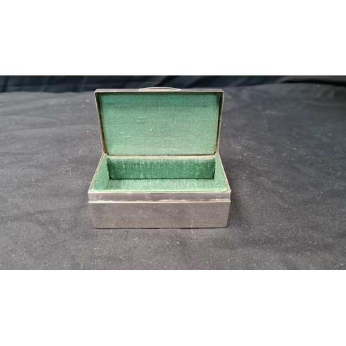 10e - Small Hallmarked Silver Box (105.8g) (9cm x 3.5cm x 5cm) London 1926