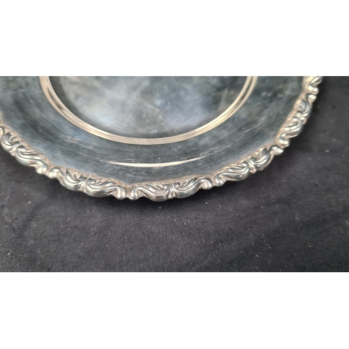 10h - Small Egyptian Silver Dish (116g) 15cm Diameter