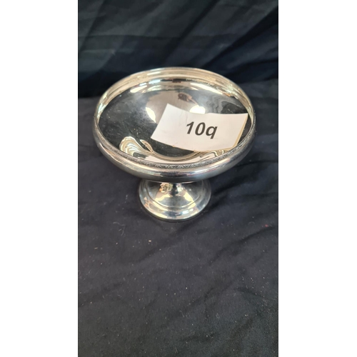 10q - Hallmarked Silver Pedestal Bowl (135.5g) 11.5cm Diameter 10cm Tall