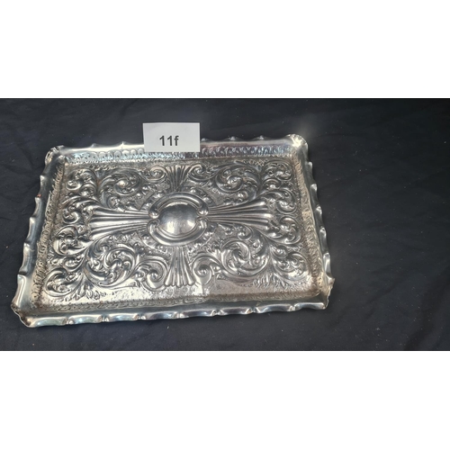 11f - Hallmarked Silver Salver (466g) 32cm x 23cm Birmingham 1886