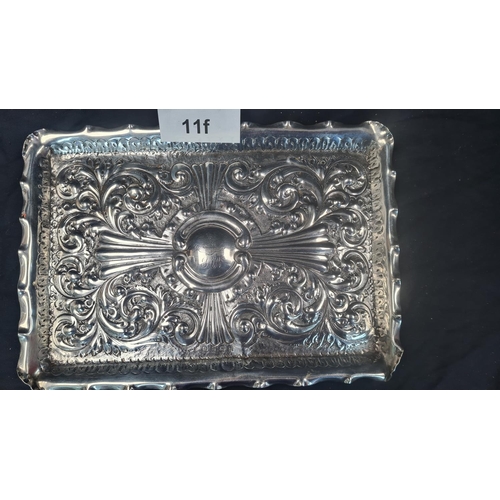 11f - Hallmarked Silver Salver (466g) 32cm x 23cm Birmingham 1886