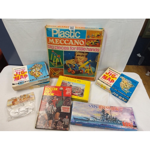 312 - Good Lot of Vintage Toys, Jigsaws, Meccanno etc