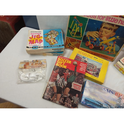 312 - Good Lot of Vintage Toys, Jigsaws, Meccanno etc