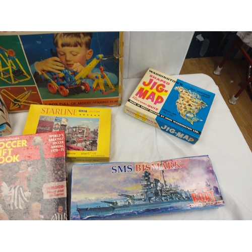 312 - Good Lot of Vintage Toys, Jigsaws, Meccanno etc