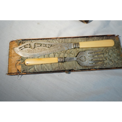 45 - Old Cased Carving Set