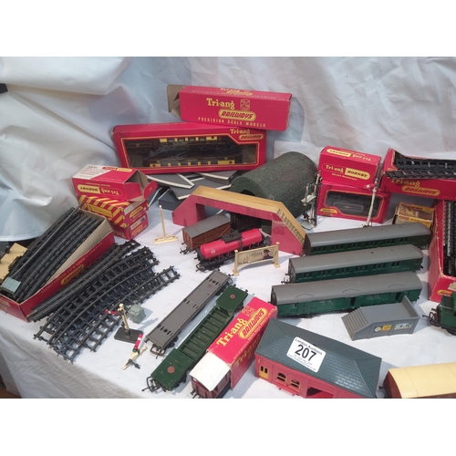 207 - Good Large Lot of Triang/Hornby Trains etc to include Locomotives, Track, Carriages etc