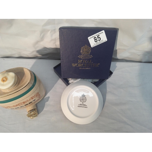 85 - Royal Worcester art of flight dish and a wade Royal Victoria Sherry Barrel