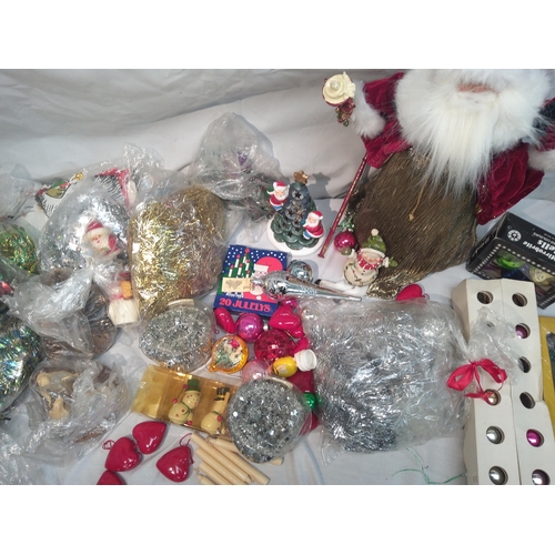 257 - Good Lot of Vintage Christmas Decorations