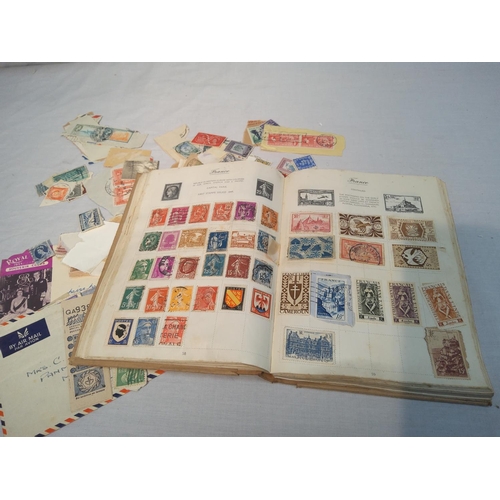 297 - Good World Stamp Album