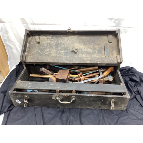 633 - Large Vintage Tool Chest Containing Vintage Tools