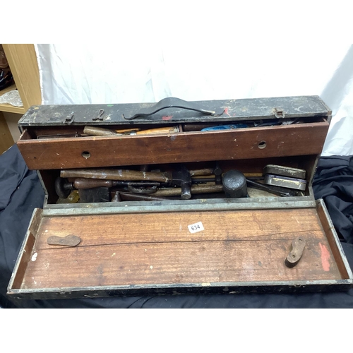 634 - Large Vintage Tool Chest Containing Vintage Tools