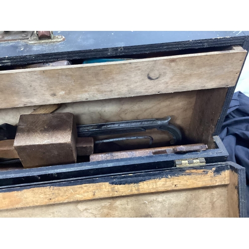 637 - Large Vintage Tool Chest Containing Vintage Tools