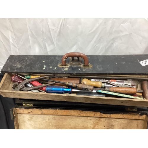 637 - Large Vintage Tool Chest Containing Vintage Tools