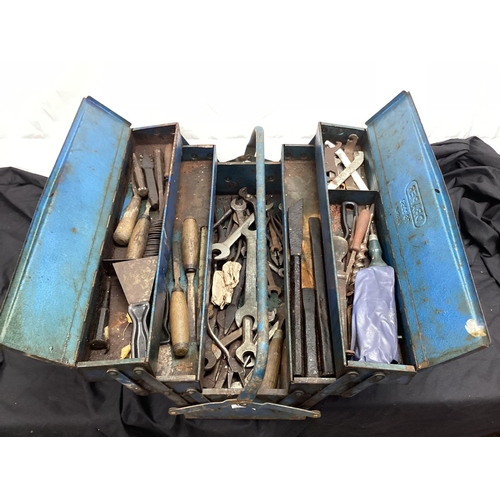 659 - Vintage Toolbox and Contents