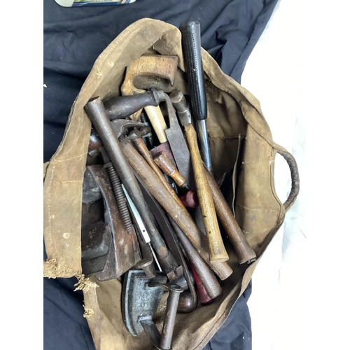 662 - Bag of Various Vintage Tools