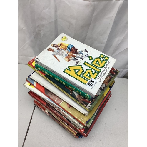 678 - Good Lot of Football Annuals etc