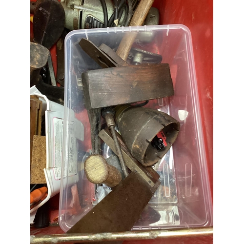 679 - Good Lot of Vintage Tools