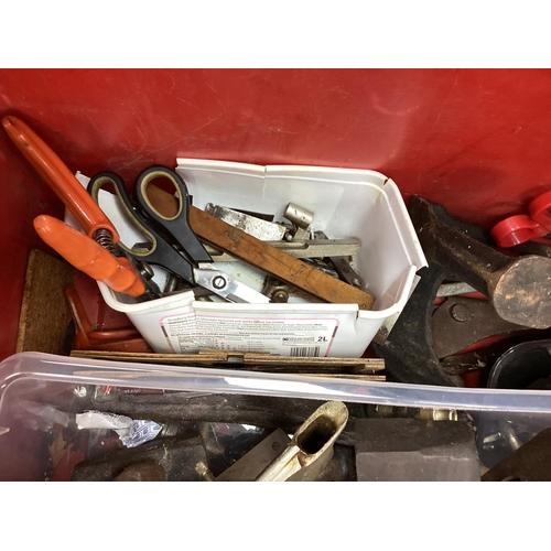 679 - Good Lot of Vintage Tools