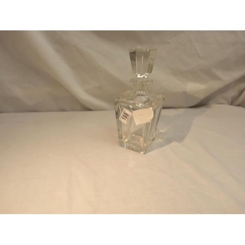 188 - A Good Quality Crystal Decanter