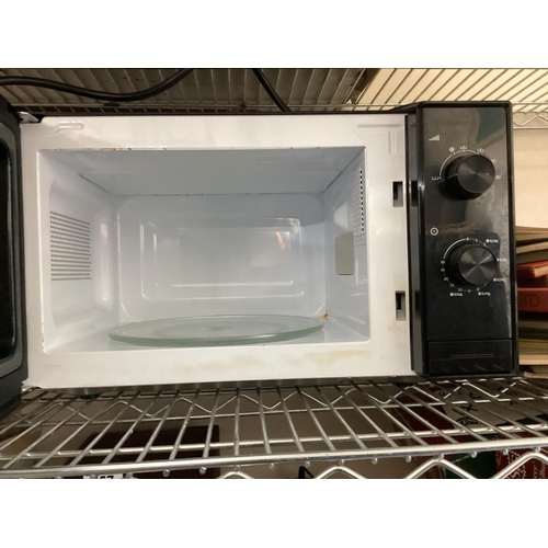 551 - Black Beko Microwave