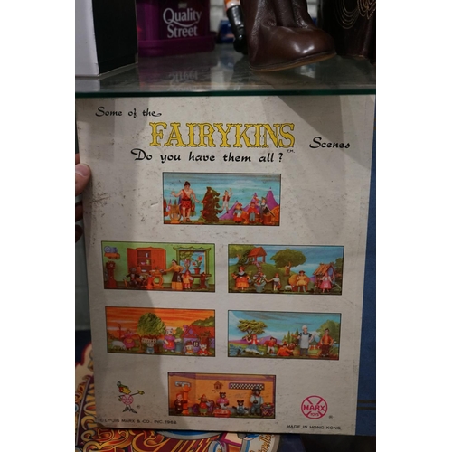 31 - Fairykins by Marx Walt Disney Containing 21 Figures