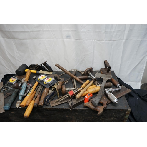 623 - Crate of Various Good Quality Vintage Tools