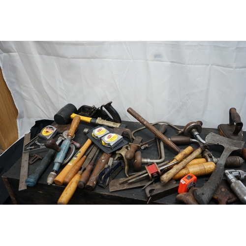 623 - Crate of Various Good Quality Vintage Tools