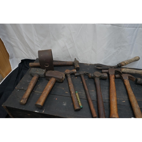 626 - Good Lot of Vintage Hammers