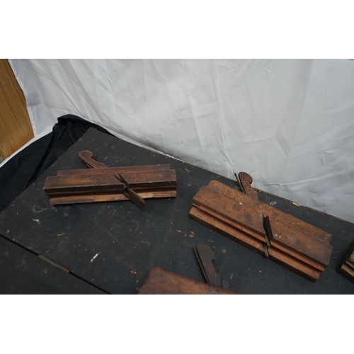 629 - Good Lot of Vintage Wood Planes