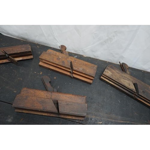 629 - Good Lot of Vintage Wood Planes