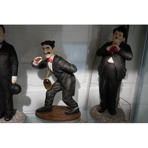 681 - Leonardo Collection-Laurel, Hardy and Grouchio Marx Figurines