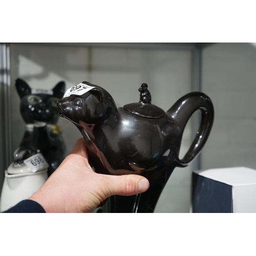 697 - Novelty Cat Teapot