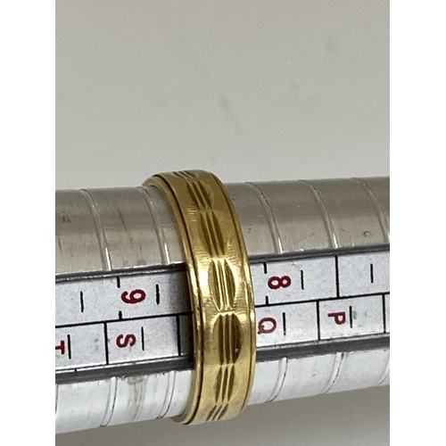 25 - 18ct Gold Wedding Band 3.7g Size Q