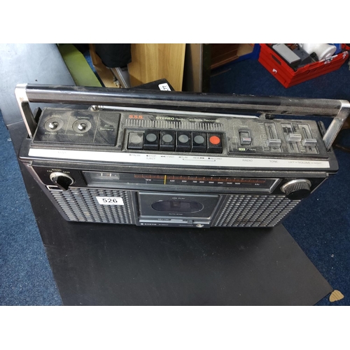 526 - VINTAGE Sanyo Stereo