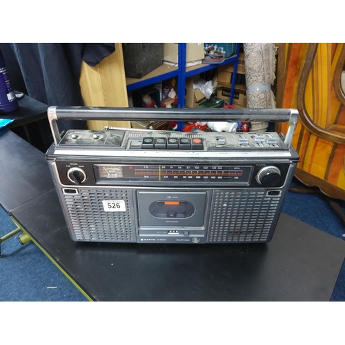 526 - VINTAGE Sanyo Stereo