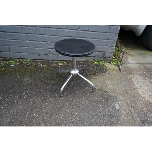 750 - Mid Century Italian Stool