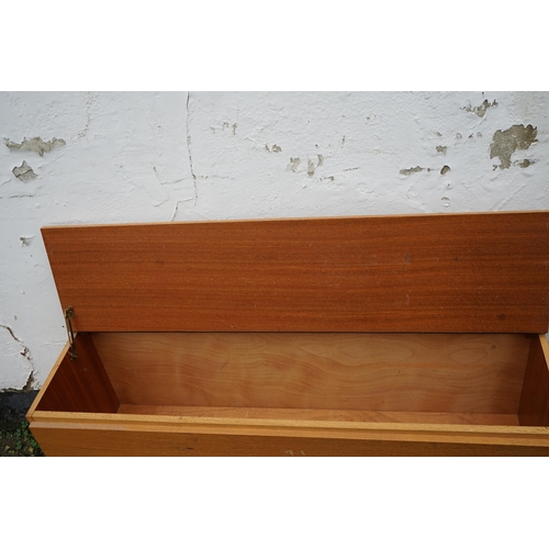 800 - Vintage Oak Blanket Box/Chest